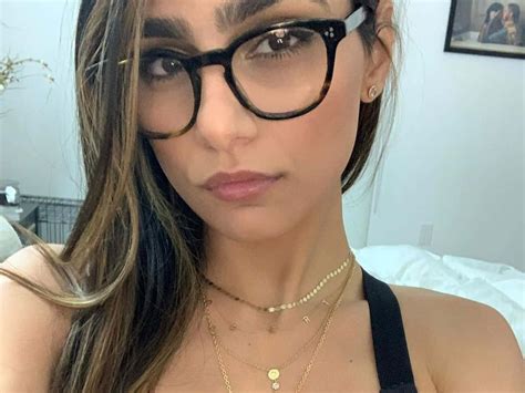 mia khalifa sexy pics|Mia Khalifa Is One Sexy Brunette